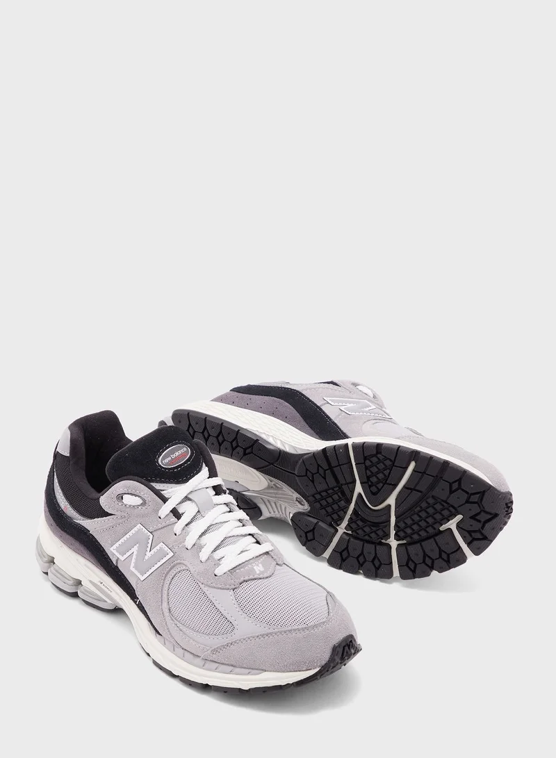 New Balance 2002 Sneakers