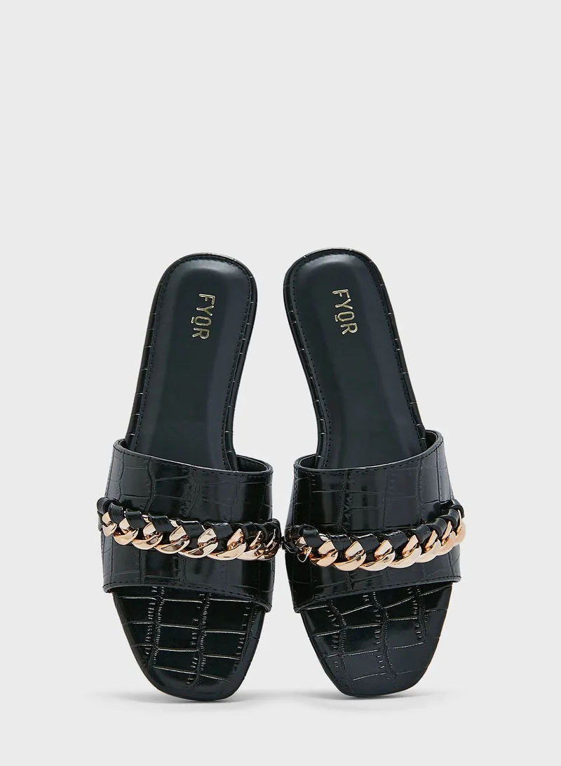 FYOR Casual Flat Sandals