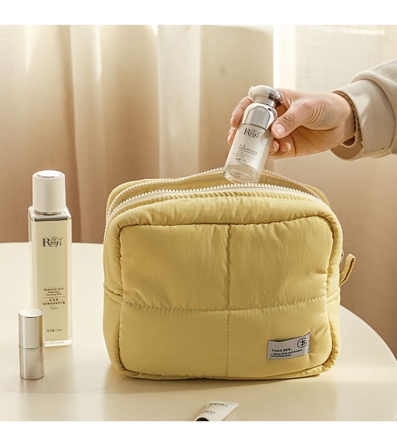 Light Blue Minimalist Large Travel Makeup Bag With Soft Texture And Ample Space Easy To Carry - Image 5