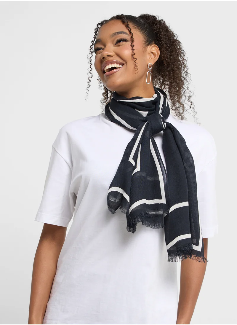 كالفن كلاين Large Logo Wool Stole