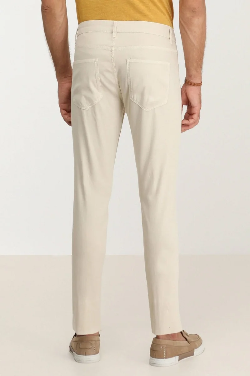 Kip Men's Woven Slim Fit Casual Cotton Blend Trousers