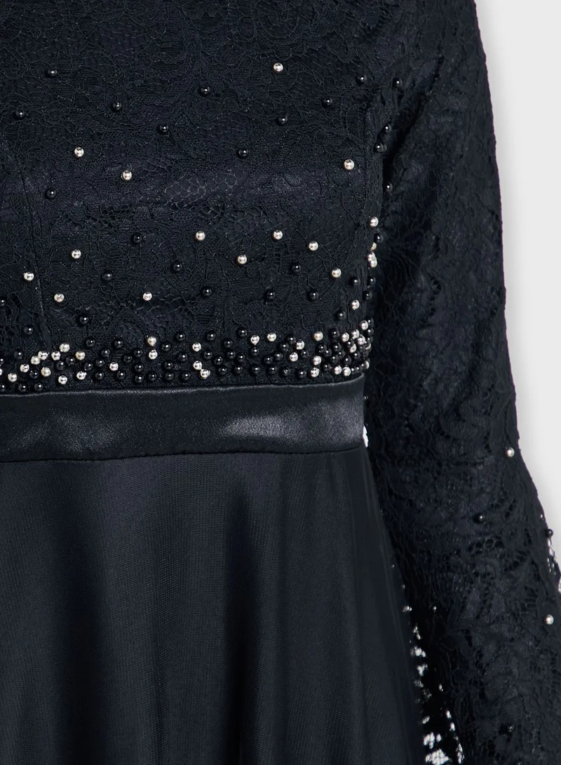 Khizana Lace Top Mesh Overlay Maxi Dress