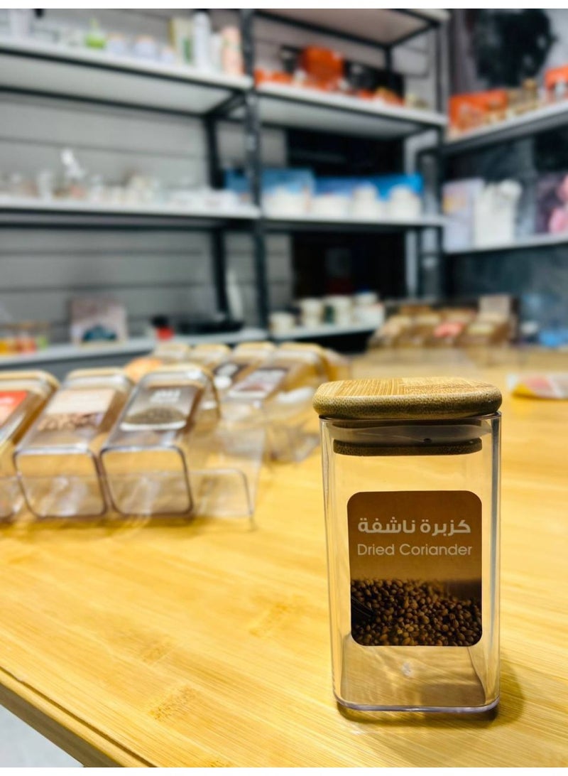 طقم البهارات 🧂🧂 الاكليريك 🫙 يعني ضد الكسر 💥  طقم توابل 8 قطعه + الاستاند اكليريك 2 قطعه + معلقه معيار 📌 * 8 برطمان مربع اكليريك 📍 * 8 معلقه معيار بلاستيك بيور 📍 * 2 استاند اكليريك سلم  📍 * استيكر توابل ضد المياه 📍
