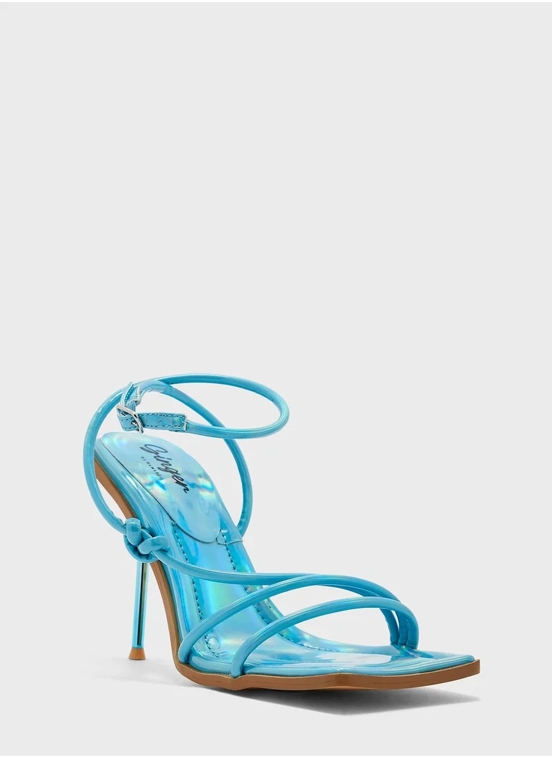 جينجر Strappy Needle Heel Sandal