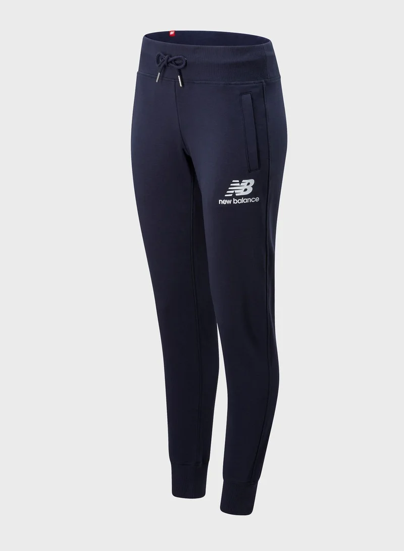 New Balance Essential Cuffed Sweatpants