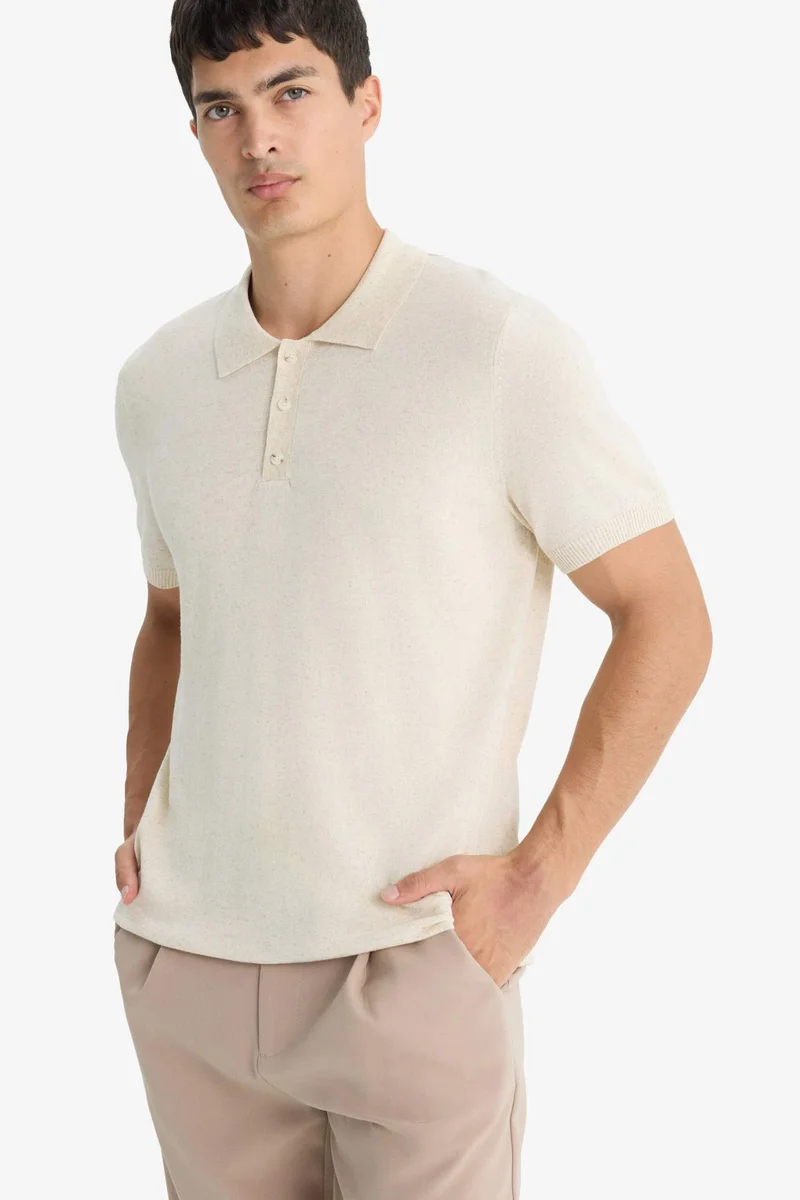 ديفاكتو Standard Fit Short Sleeve Polo T-Shirt