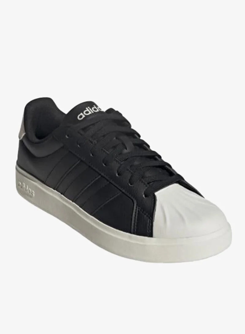 Adidas core black/core black/off white Streettalk for Men | Best Price UAE