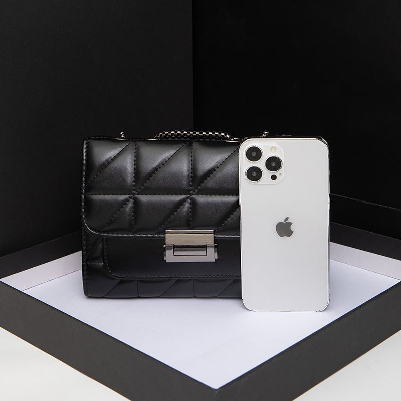Guangzhou Factory Bag For Women New Fashion Trendy Rhombus Plaid Chanel Style Chain All-Match Shoulder Crossbody Small Square Bag - Image 4