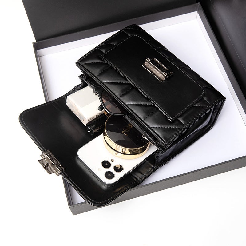 Guangzhou Factory Bag For Women New Fashion Trendy Rhombus Plaid Chanel Style Chain All-Match Shoulder Crossbody Small Square Bag - Image 5