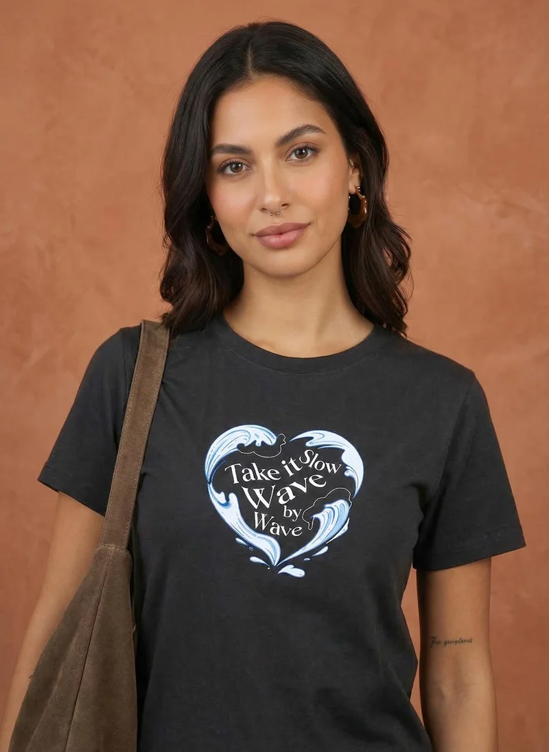نوبيرو Nobero Women Graphic Printed T-shirt