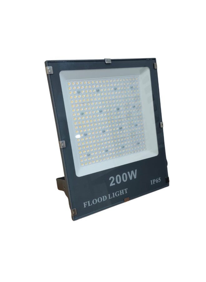 Sian Tech 200W LED Floodlight, 6500K White Light – 20,000 Lumens – 50,000 Hours of Operation – Power Factor 0.97 – Full Aluminum Construction with a 36-Month Warranty from Sian Tech - Image 1
