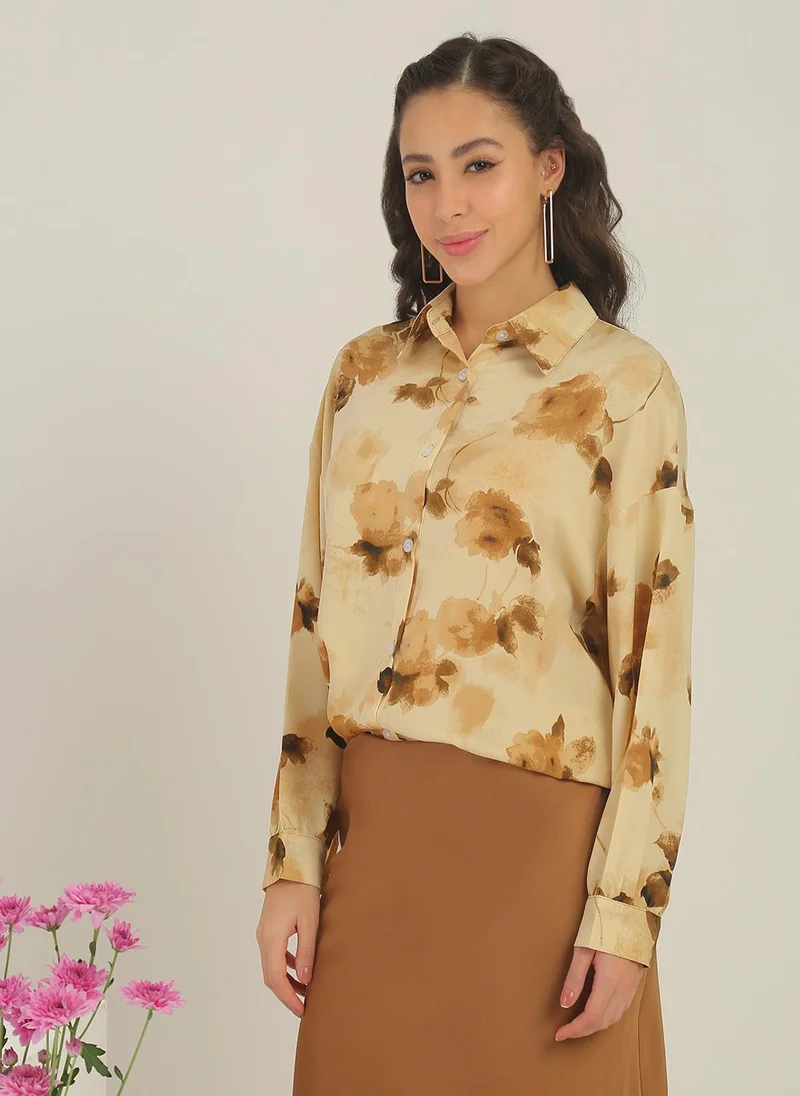 globus Globus Women Beige Floral Print Collared Neck Cuffed Sleeves Curved Hem Shirt