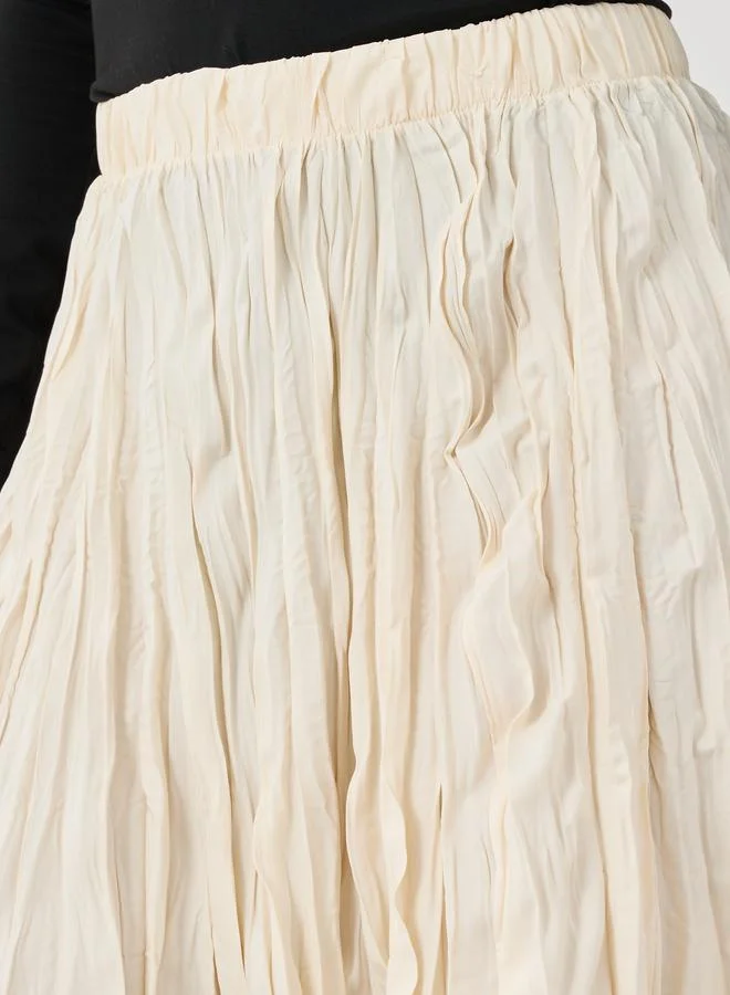 Styli Styli Textured Elasticated Waistband A-Line Maxi Skirt