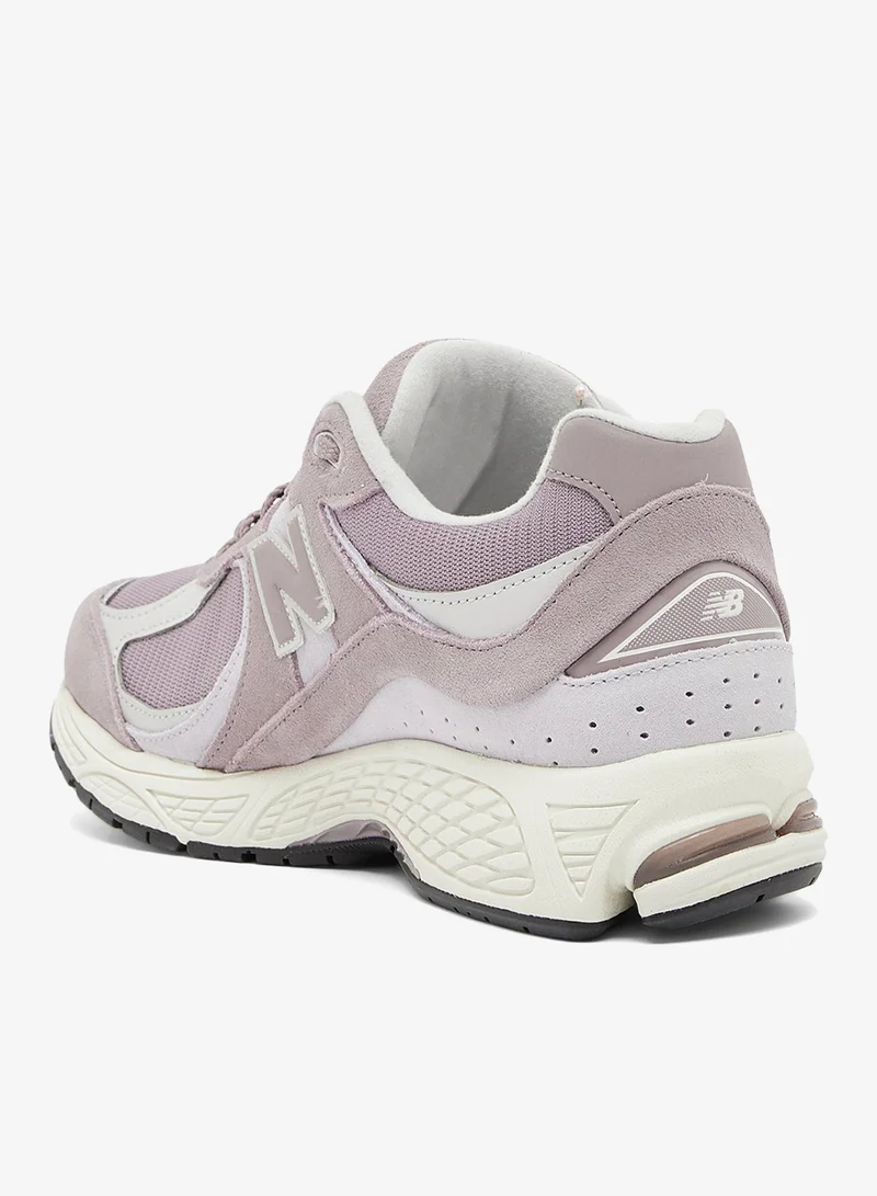 نيو بالانس سنيكرز 2002