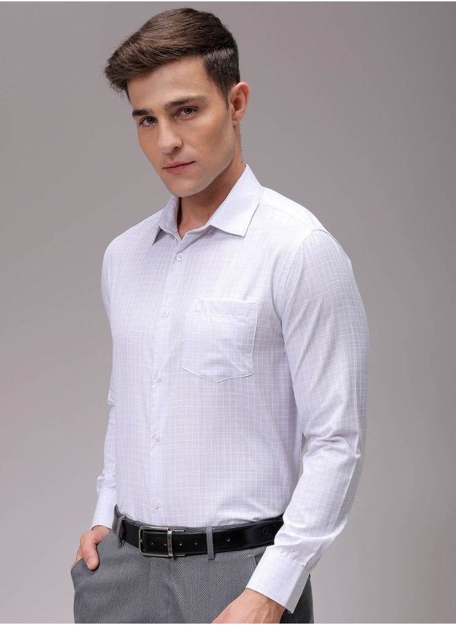 The Indian Garage Co Men Slim Fit Checkered Full Sleeves Cutaway Collar Formal Shirt  - Image 2