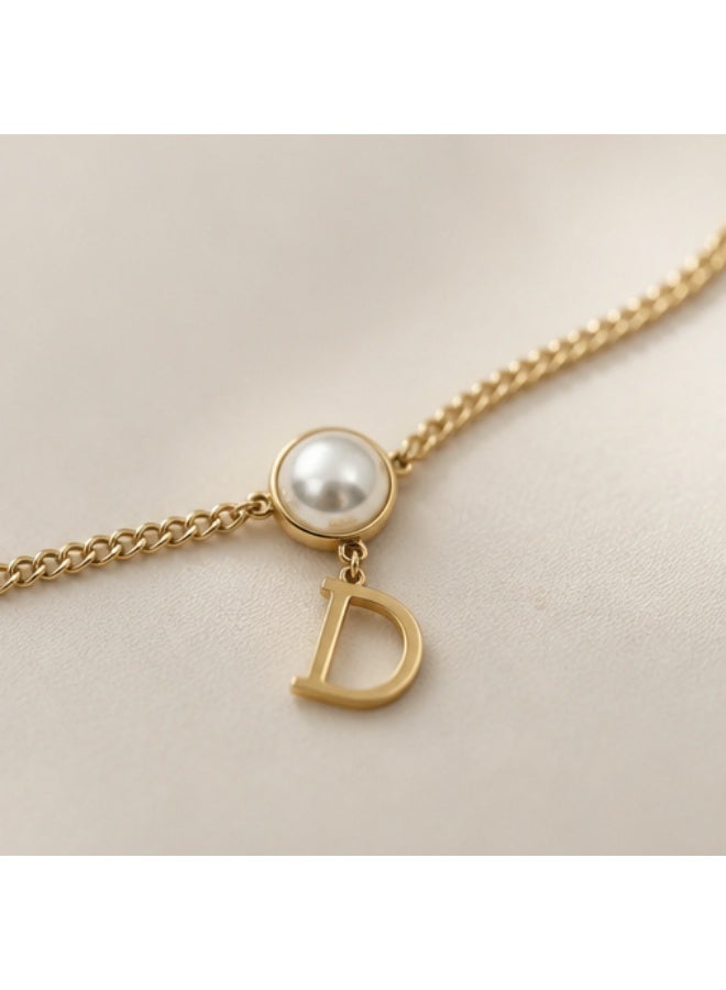 Vintage Style Pearl & Initial 'D' Pendant Necklace for Women - Image 5
