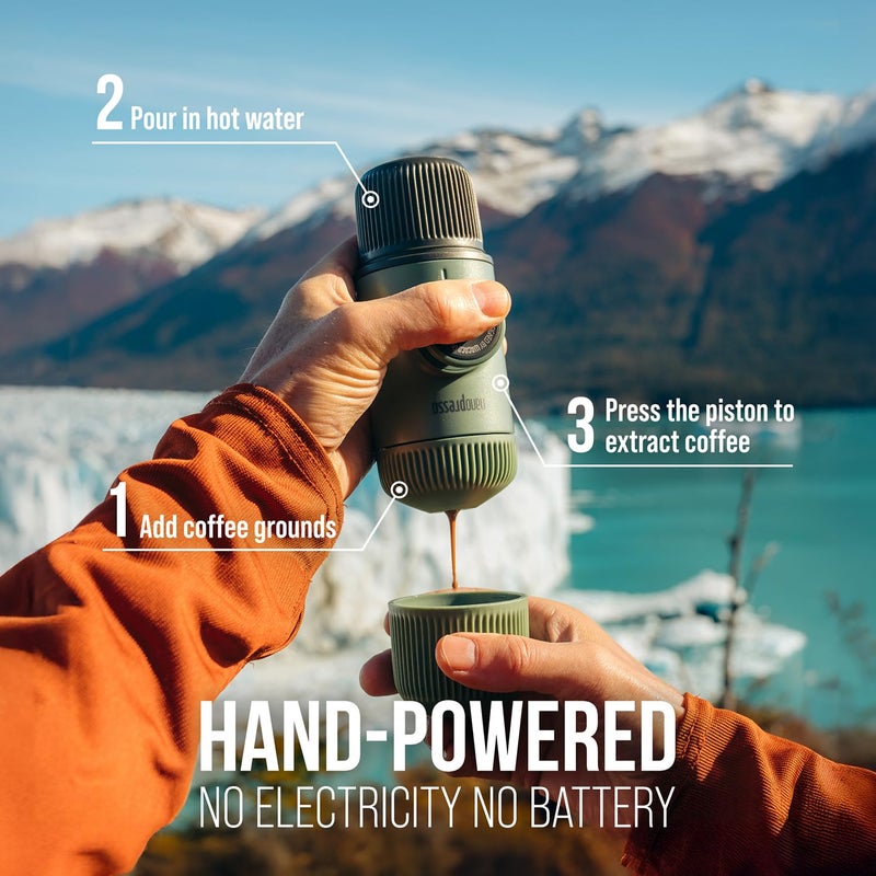WACACO صانعة الإسبريسو المحمولة WACACO Nanopresso مع حقيبة واقية، النسخة المحدثة من Minipresso، آلة قهوة صغيرة للسفر، مثالية للتخييم والسفر والمكتب (لون أخضر موس) - Image 3
