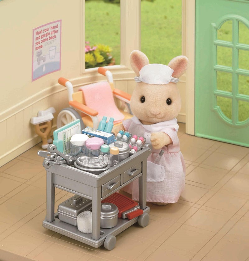 EPOCH Sylvanian Families Shops longing Nurse Set H-13 - Image 3