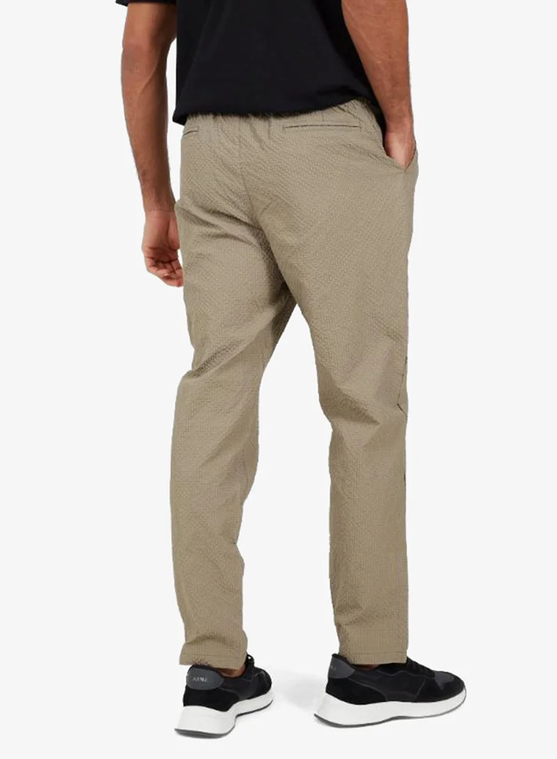BRAVE SOUL MENS SEERSUCKER PANT BUTTON WAIST, ELASTICATED BACK. X2 BACK POCKETS, X2 SIDE ENTRY POCKETS