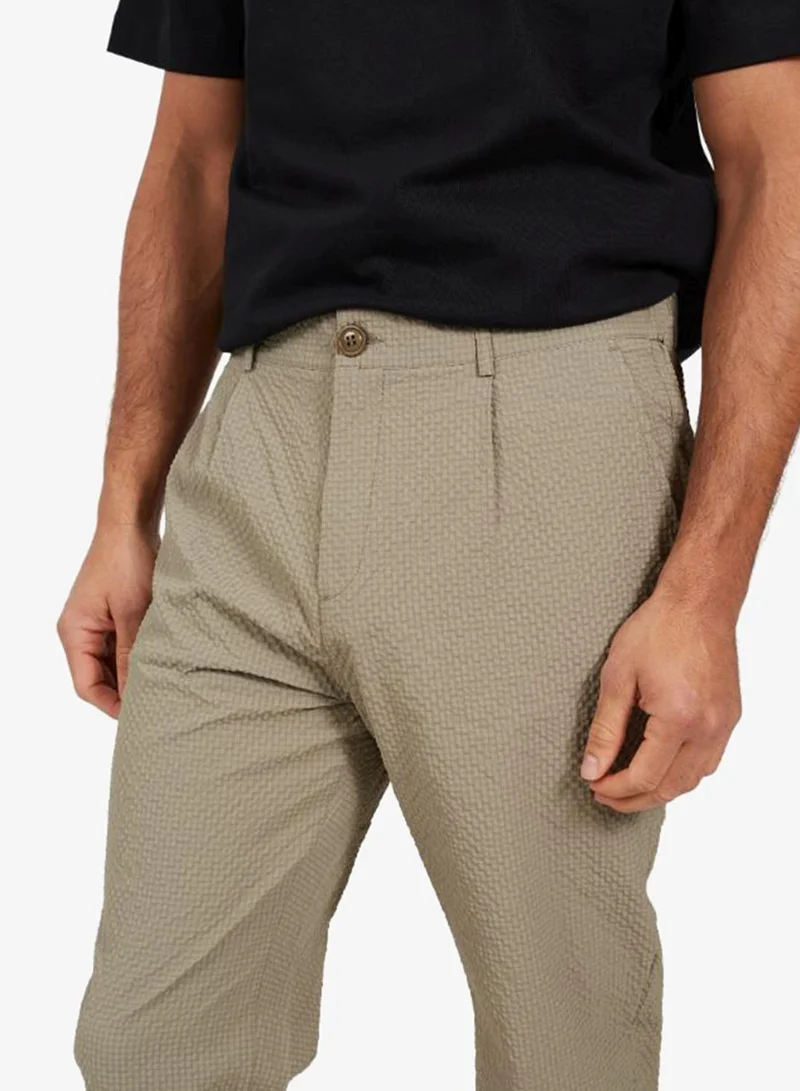 BRAVE SOUL  MENS SEERSUCKER PANT BUTTON WAIST, ELASTICATED BACK. X2 BACK POCKETS, X2 SIDE ENTRY POCKETS for Men | Best Price UAE