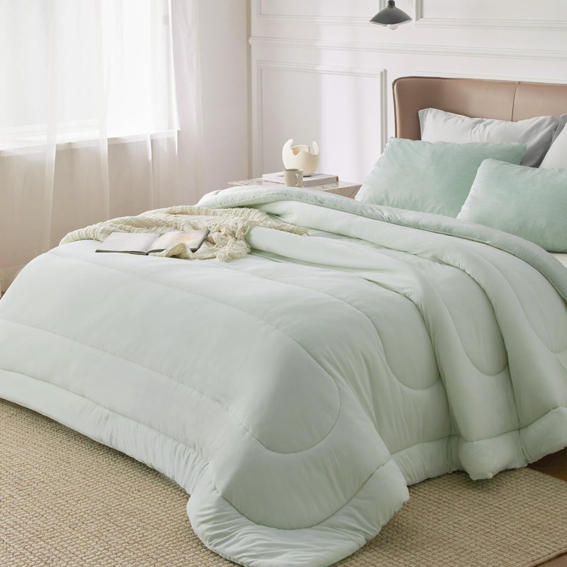 Bedsure Queen Comforter Set - Cooling and Warm Bed Set, Sage Green Reversible Bedding for All Season, 3 Pieces, 1 Queen Size Comforter (88"x88") and 2 Pillow Cases(20"x26") - Image 2