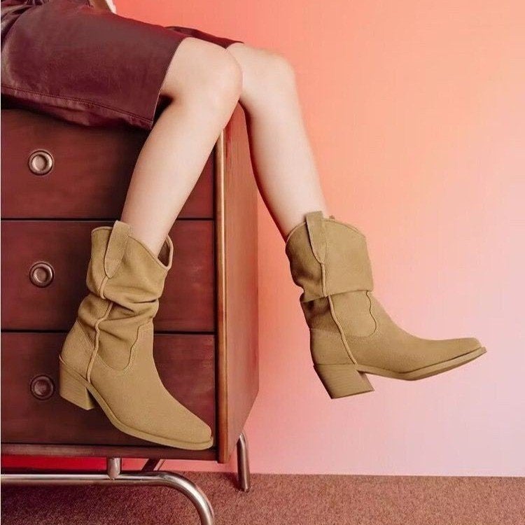 Retro Pointed Toe Mid-Calf Knight Boots 2025 Western Cowboy Boots Slimming Look Pile Boots For Women With Thick Heels - Image 4