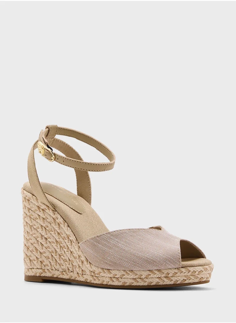 تومي هيلفيغر CHAMBRAY HIGH WEDGE ESPADRILLES