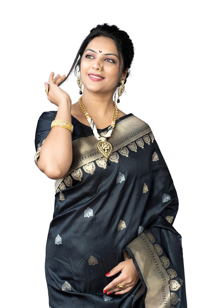 AMIRAT Women's Banarasi Silk Saree With Golden Zari Woven With Blouse Piece (Black) - Image 1