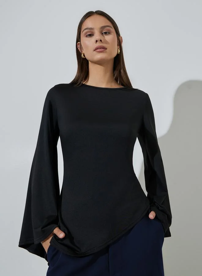 Styli Black Solid Waist-Cinched Bell Long Sleeves Knit Top