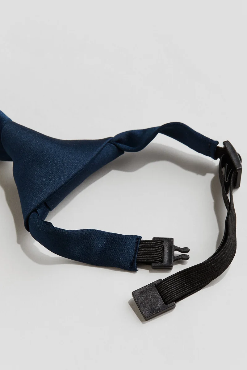 H&M Pre-tied tie