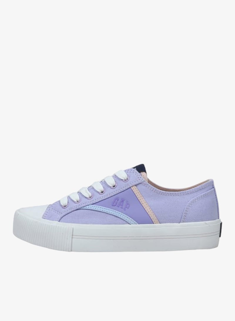 GAP Women's Logo Detail Sneakers with Lace-Up Closure - BALTIMORE II - Image 2