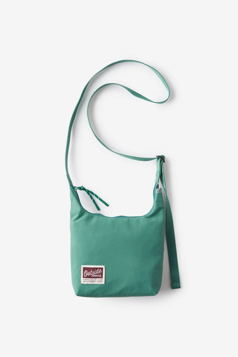 Body TRAIL CROSSBODY BAG