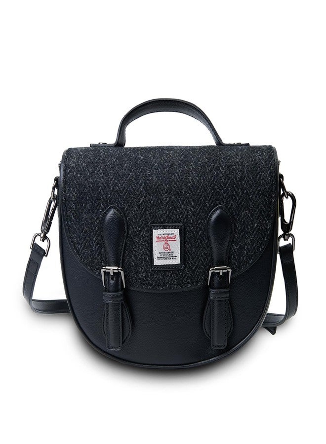 آيلاندر حقيبة Islander المتوسطة من قماش Cobble - حقيبة نسائية متوسطة الحجم من قماش HARRIS TWEED (أسود بنقشة متعرجة) - Image 1