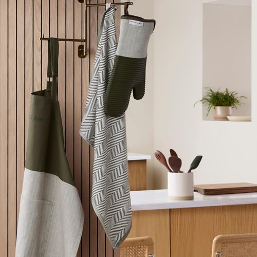 KITCHENAID Evergreen Design Series Herringbone Ribbed Soft Silicone Oven Mitts 2Pack Set Heat Resistant up to 500F Flexible Waterproof Deep Forest Green 7x14 - Image 3