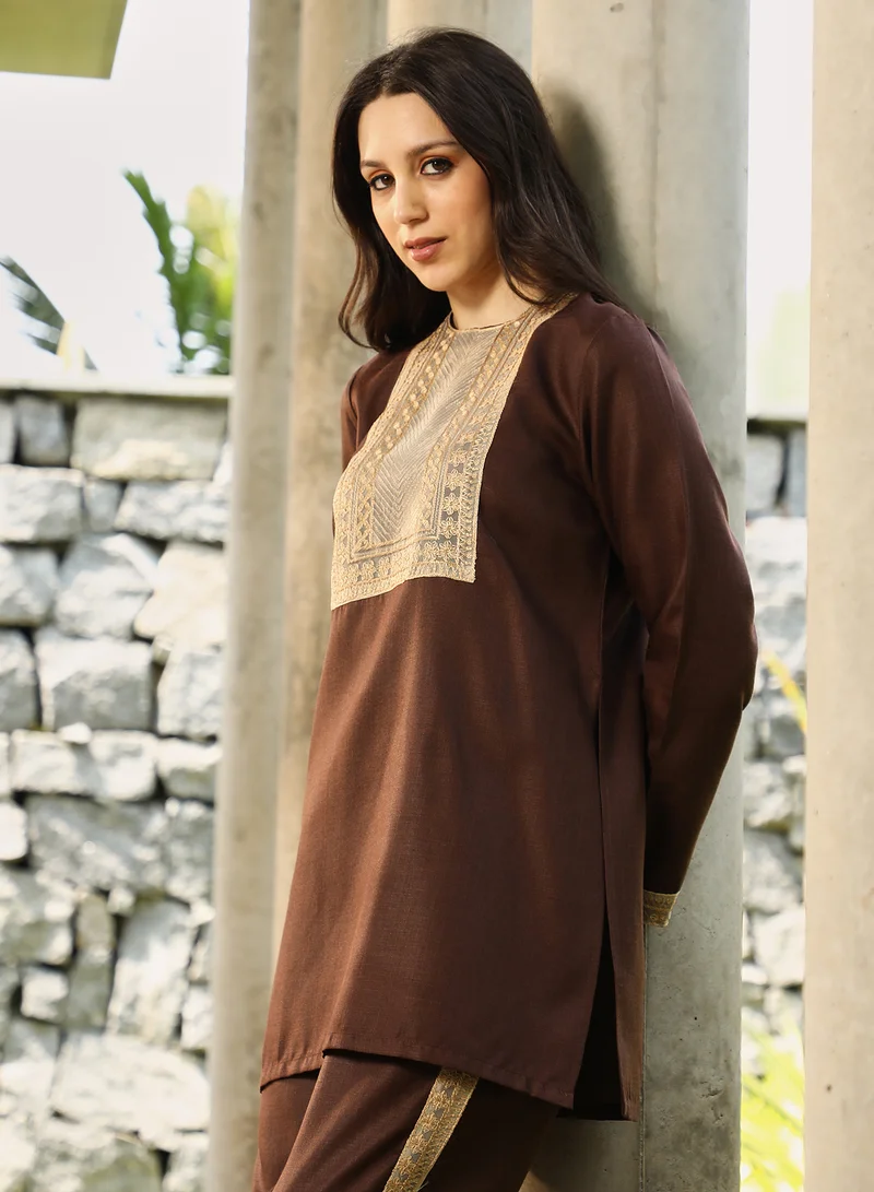 QISSA Qissa Women's Chocolate Brown Schiffli-Block Kurta Set For Casual Wear | Round Neck | Long Regular Sleeves | 2 Piece Kurta Set Designed With Comfort Fit For Everyday Ethnic Wear