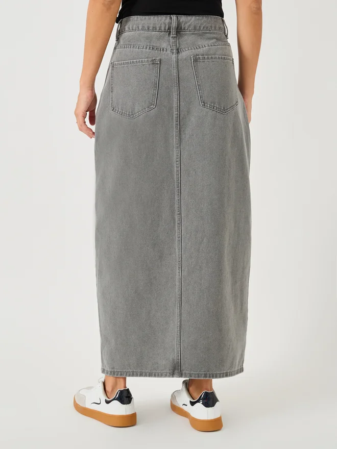 Styli Styli Whiskered Denim A-Line Midi Skirt with Front Slit