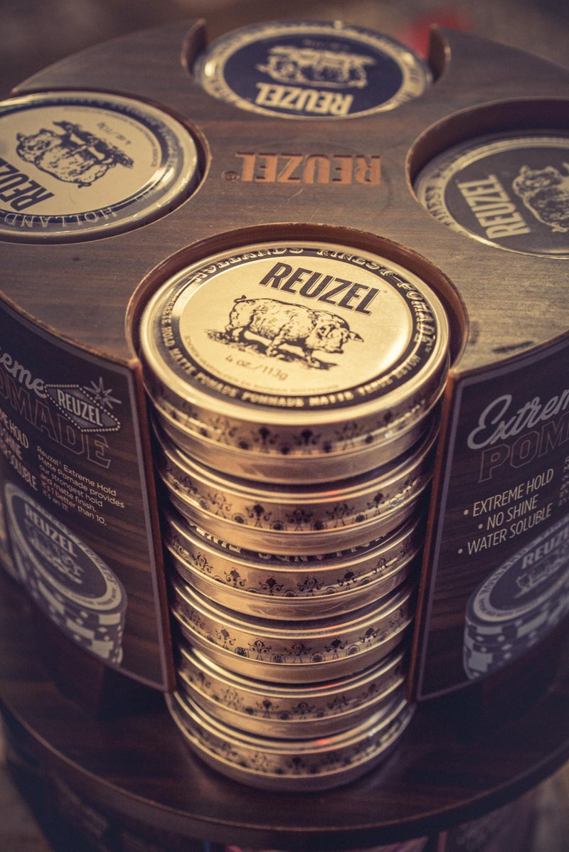 Reuzel ريوزيل إكستريم هولد مات بوماد، أقوى تثبيت طوال اليوم، تصفيف قابل للذوبان في الماء، لمسة نهائية مات وخالية من القشور، سهلة الغسل، لجميع أنواع الشعر - Image 3