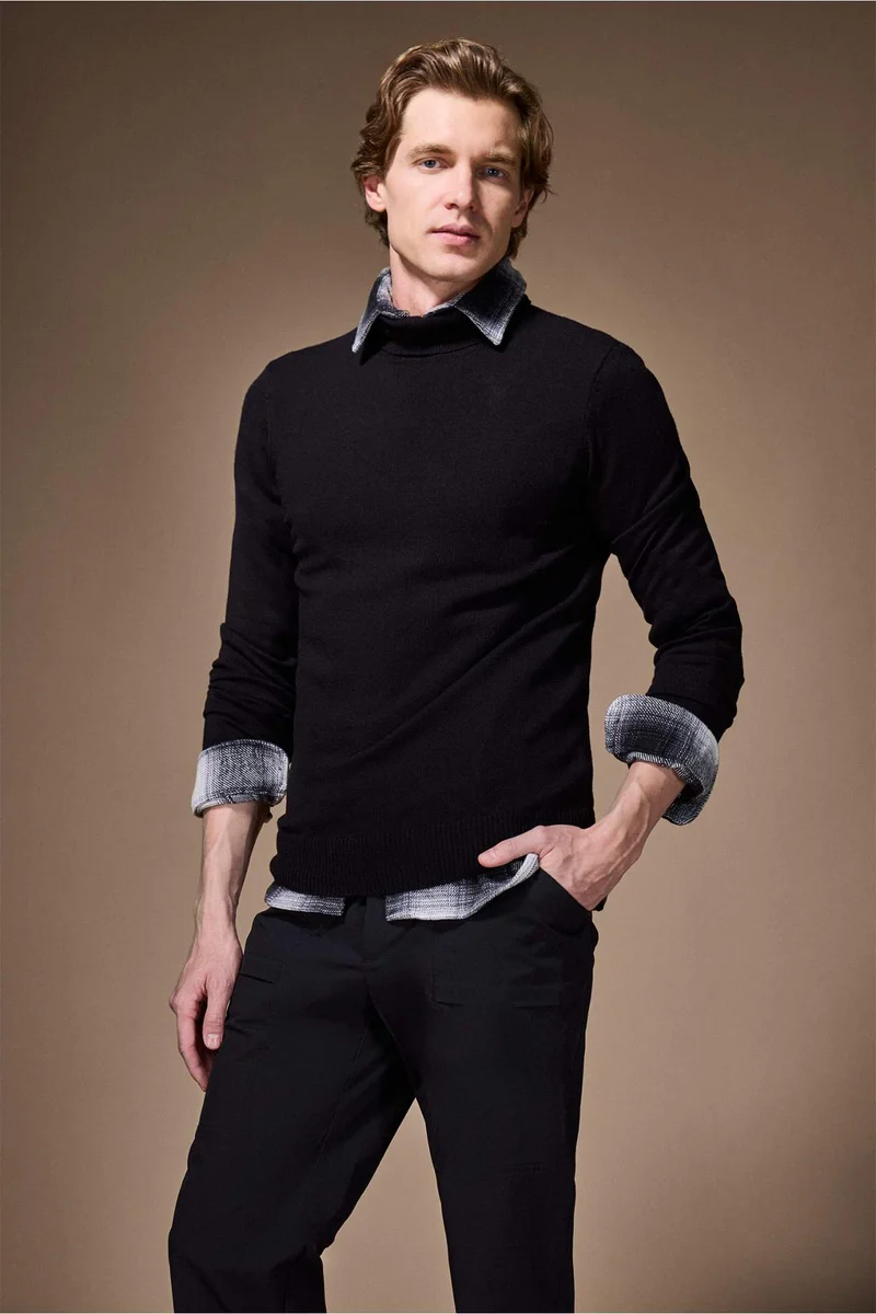 Defacto  Slim Fit Turtleneck Basic Knit Pullover for Men | Best Price UAE