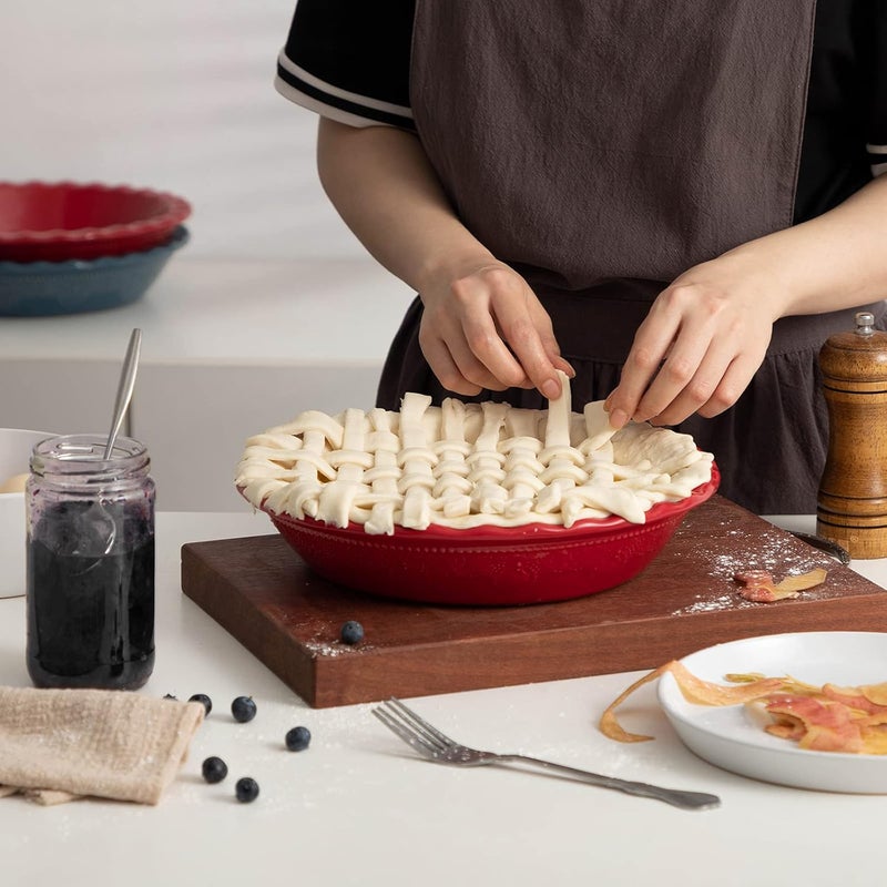 FE FUN ELEMENTS Fun Elements Pie Pan, 9 Inch Ceramic Pie Dish, Deep Dish Pie Pan with Lace Emboss, Ruffled Pie Plate for Baking, Thanksgiving Christmas Gifts(Christmas Red) - Image 4