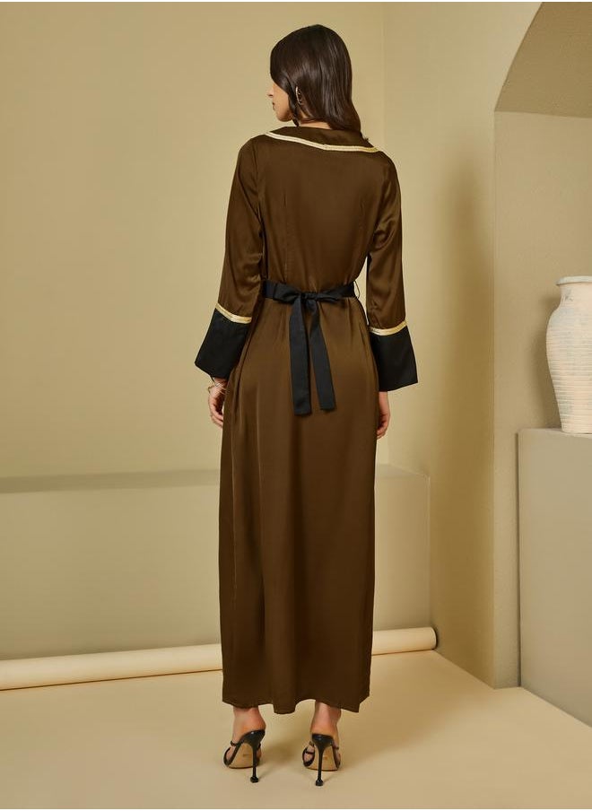 Styli - Embellished Belted Contrast Detail Kaftan - Image 1