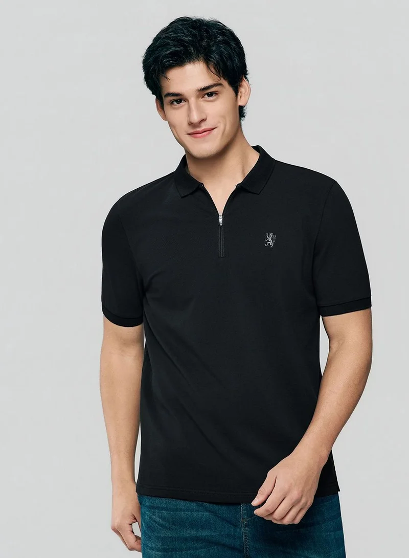 Men's Slim Fit Small Lion Zipper Polo