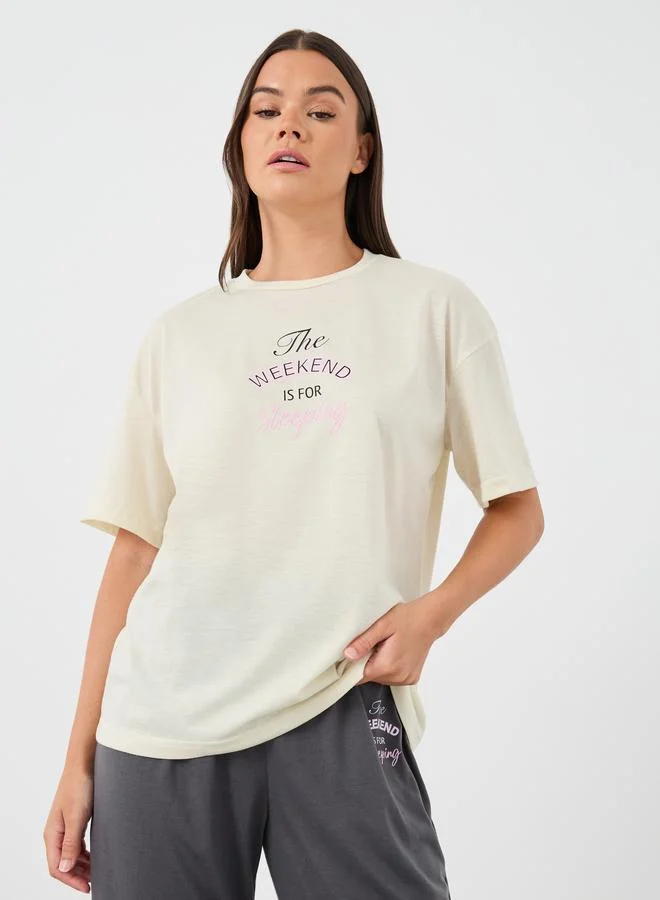 Styli Styli Slogan Print Round Neck T-Shirt and Pyjama Set