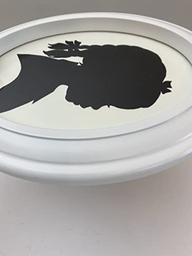 CUT ARTS Round White 8" Picture Frame - Image 4