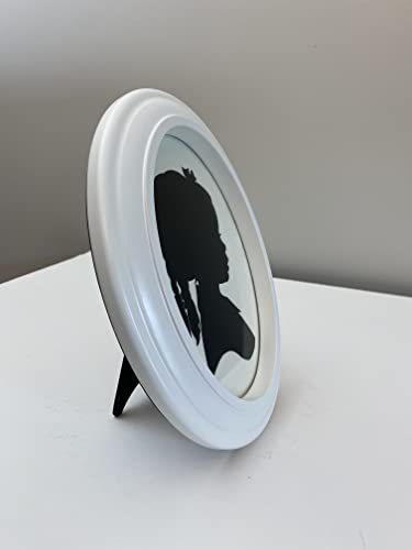 CUT ARTS Round White 8" Picture Frame - Image 5