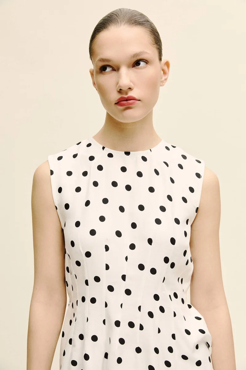 DeFacto Slim Fit Crew Neck Polka Dot Sleeveless Blouse