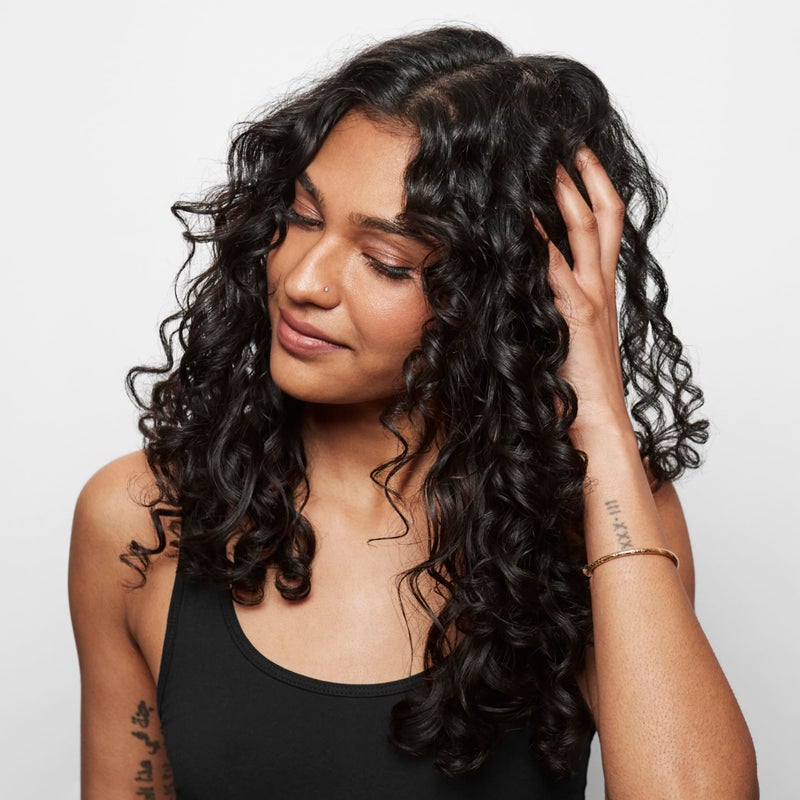 Bumble and bumble. Creme De Coco Coconut Shampoo | For Rich Moisture | Anti Frizz + Hydrating | Curly, Wavy, Straight, 33.8 Fl Oz - Image 5