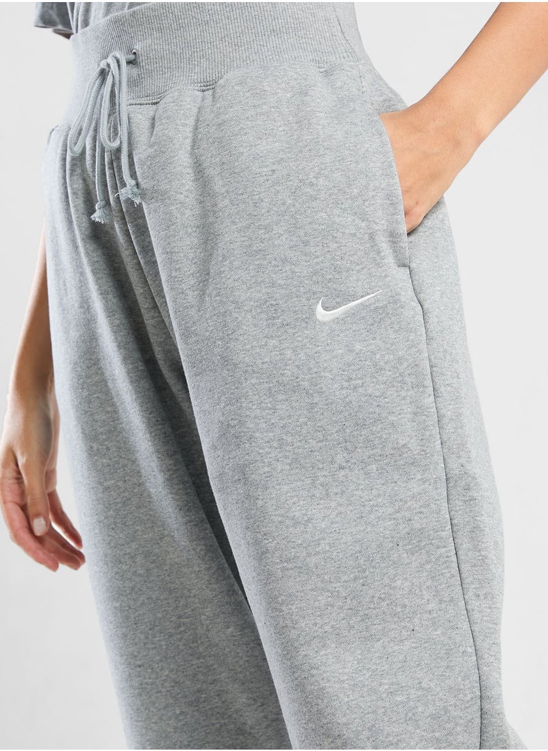 Nsw Phoenix Fleece Sweatpants - pzsku/Z3282A113888C075F5210Z/45/_/1698976025/cf6f12f2-8614-46f8-b80d-2a4563c419f1