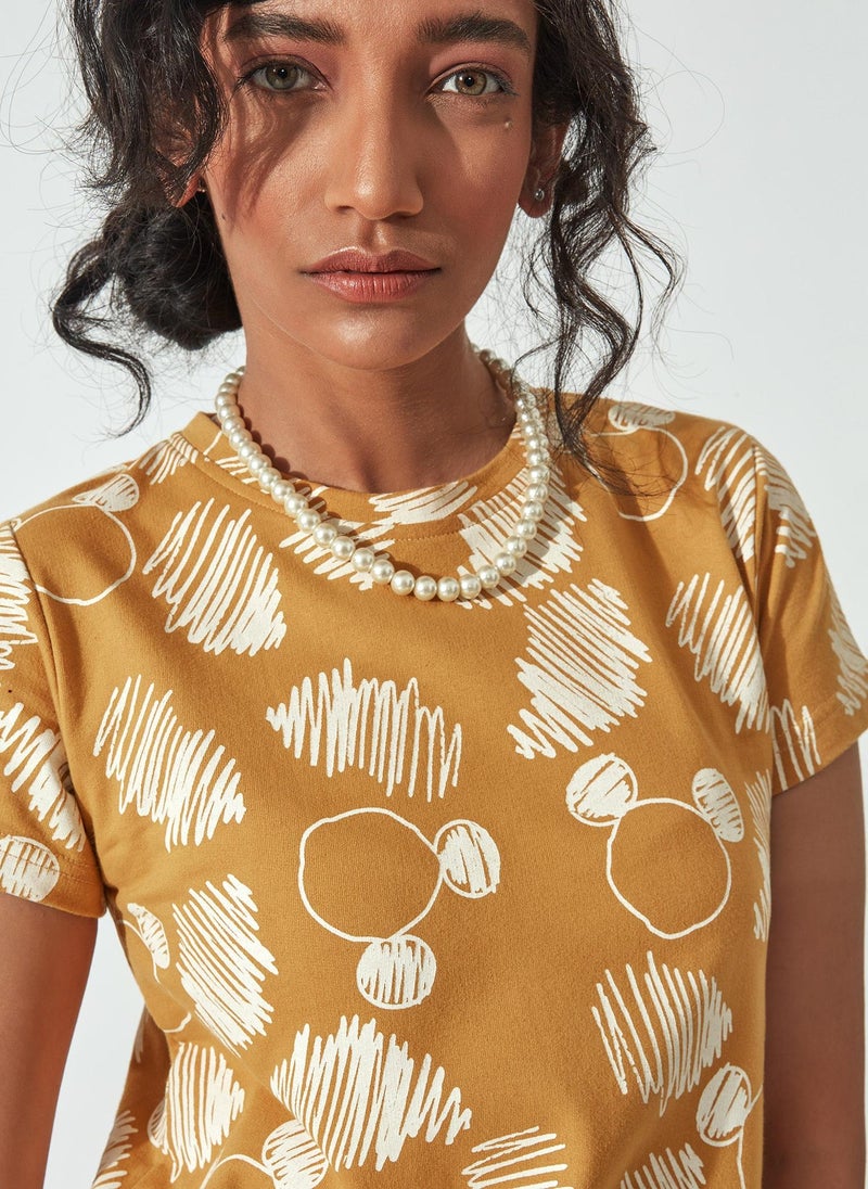 ذا ليبل لايف فستان ميكي بطبعة خردلية من ديزني أنيق وفضفاض - Image 3