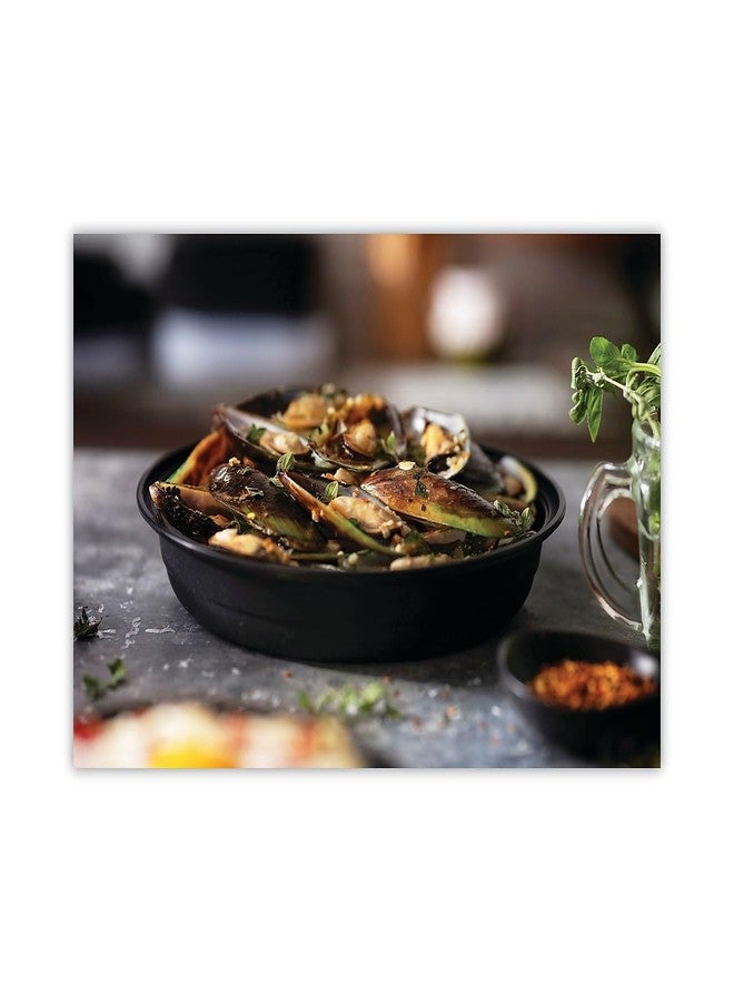 Pactiv Evergreen earthchoice versa2go microwaveable container, 46 oz, 9 x 9 x 1.7, black/clear, plastic, 150/carton - Image 2