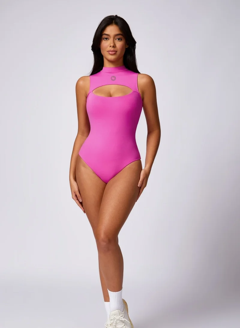 كون.يوغا بودي سوت نسائي بدون أكمام بياقة عالية